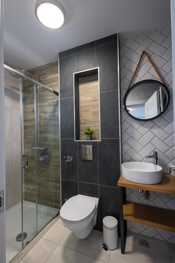 B59 Boutique Hotel Câmpulung Moldovenesc Exteriör bild